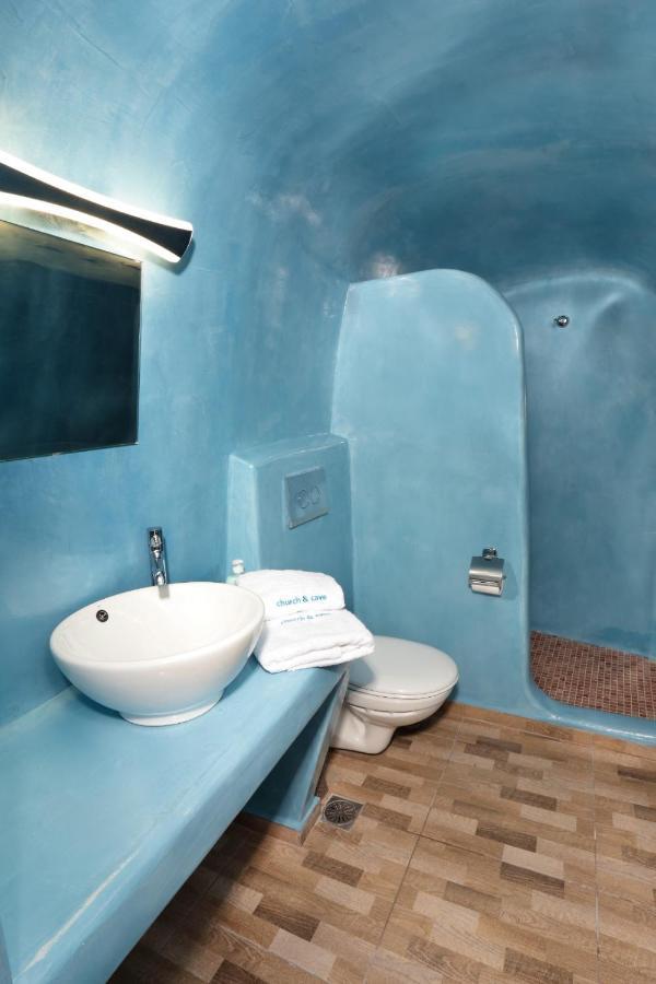 Church And Cave - Santorini Private Residences Мессария Экстерьер фото
